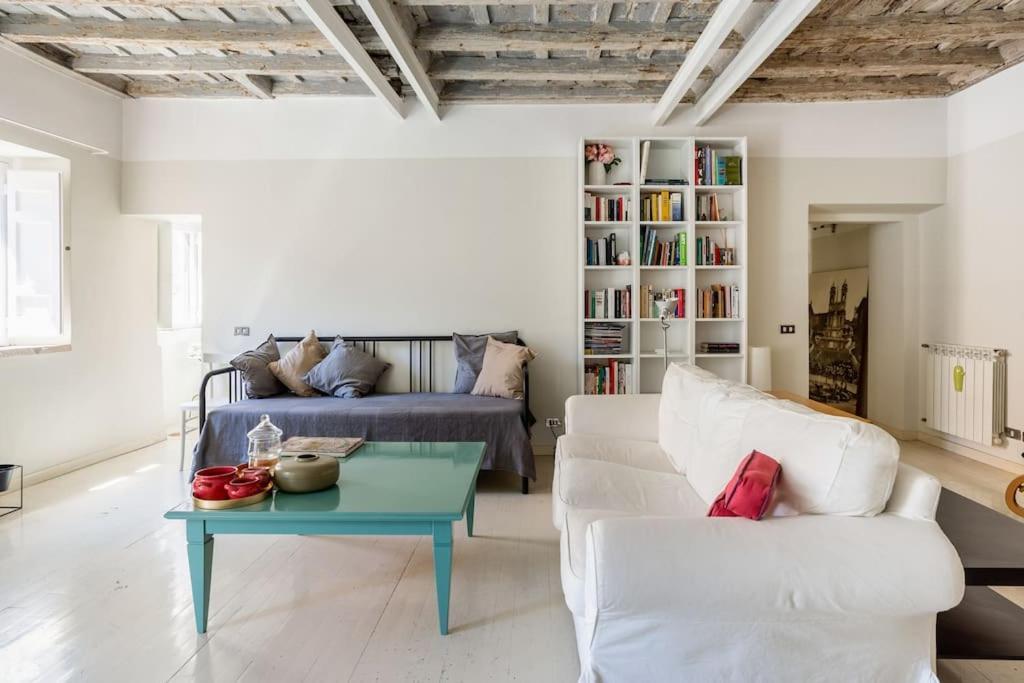 Best Authentic Apartment Monti 5 Mins From Colosseum Esterno foto