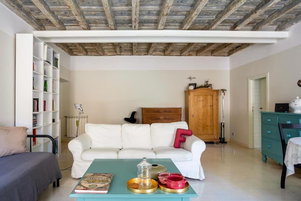 Best Authentic Apartment Monti 5 Mins From Colosseum Esterno foto