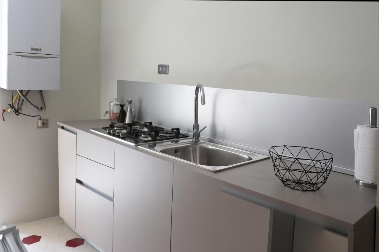Best Authentic Apartment Monti 5 Mins From Colosseum Esterno foto