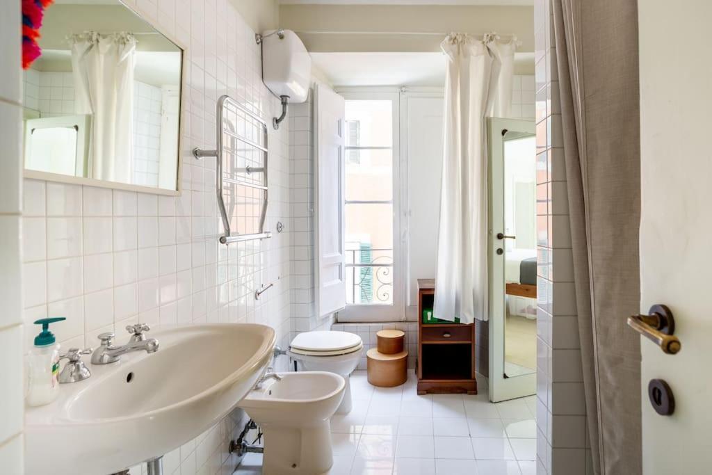 Best Authentic Apartment Monti 5 Mins From Colosseum Esterno foto
