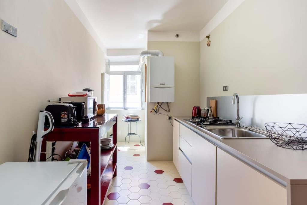 Best Authentic Apartment Monti 5 Mins From Colosseum Esterno foto